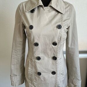 🔖🔖CLEARANCE 🔖🔖H&M Tan Trench Coat Classic Double-Breasted